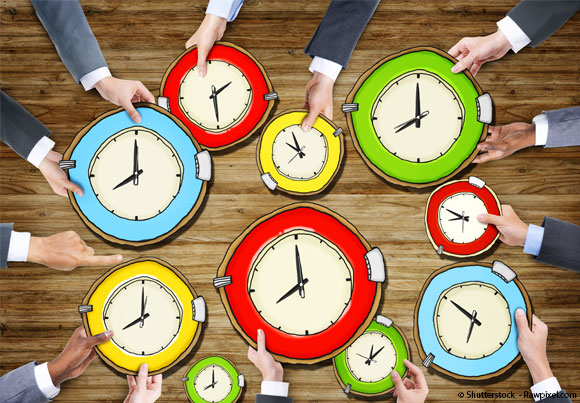 Une multitude d'horloges pour évoquer les 35 heures